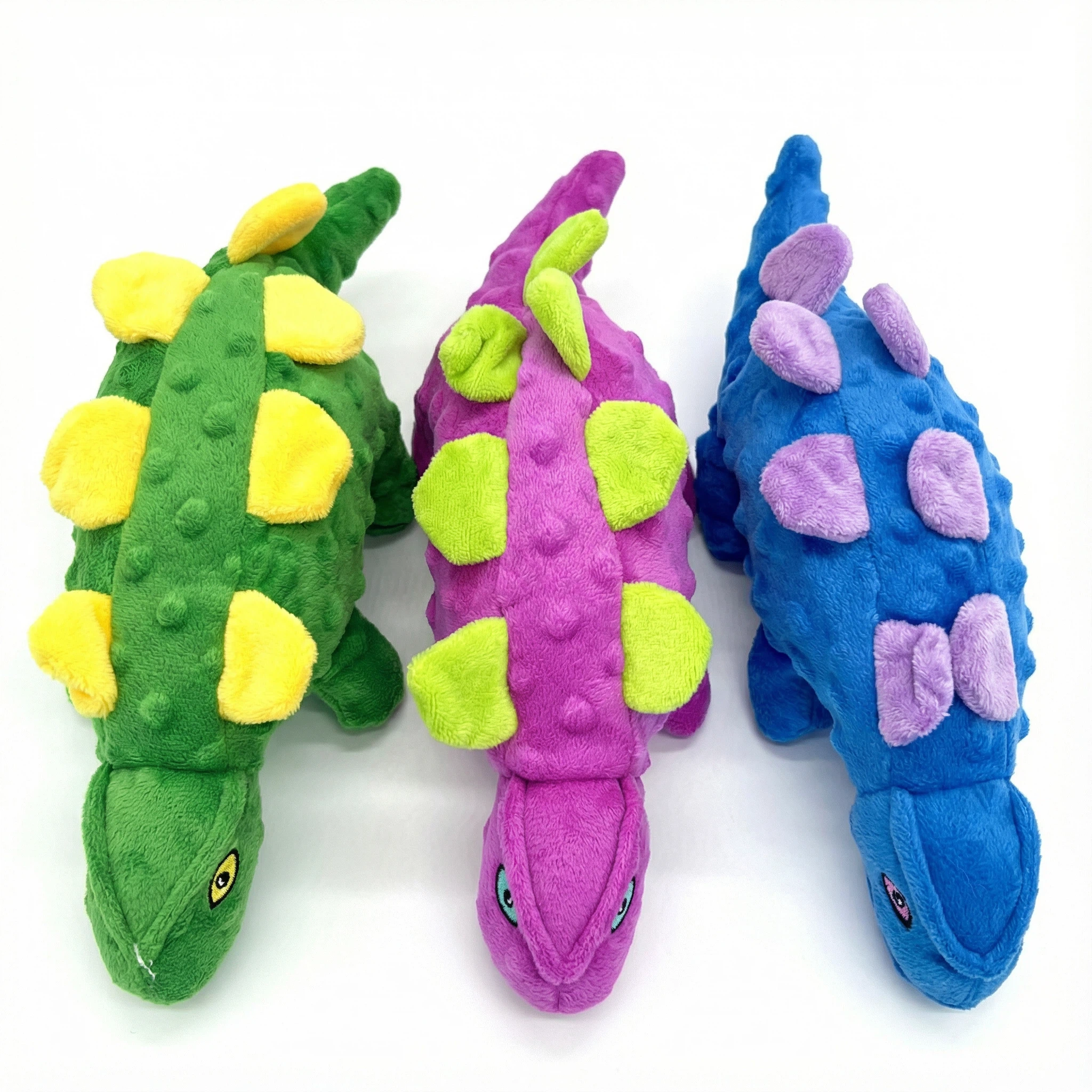 Plush Crocodile Dog Toy with Raised Texture for Chewing, Squeaking and Interactive Play (Approx. 30 cm)