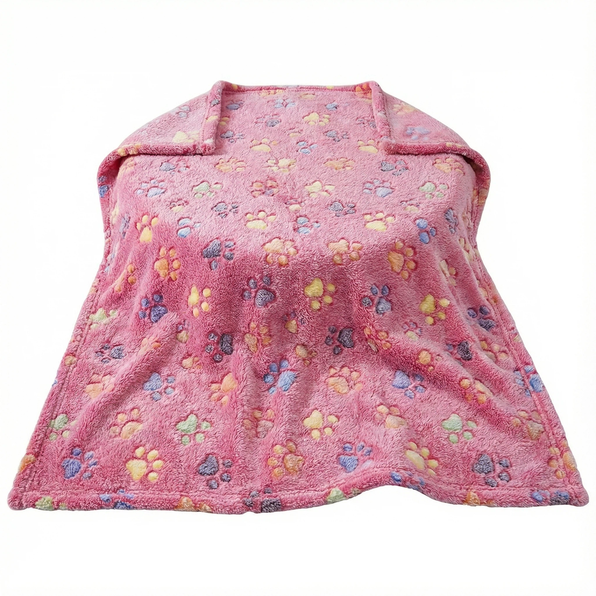 Miękki koc dla zwierząt – ciepły i przytulny koc polarowy