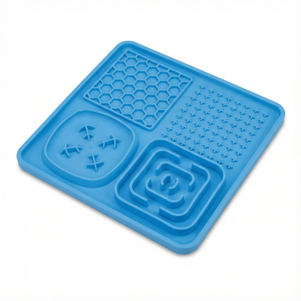 Pet Lick Mat – Slow Feeding & Anxiety Relief (20×20 cm)